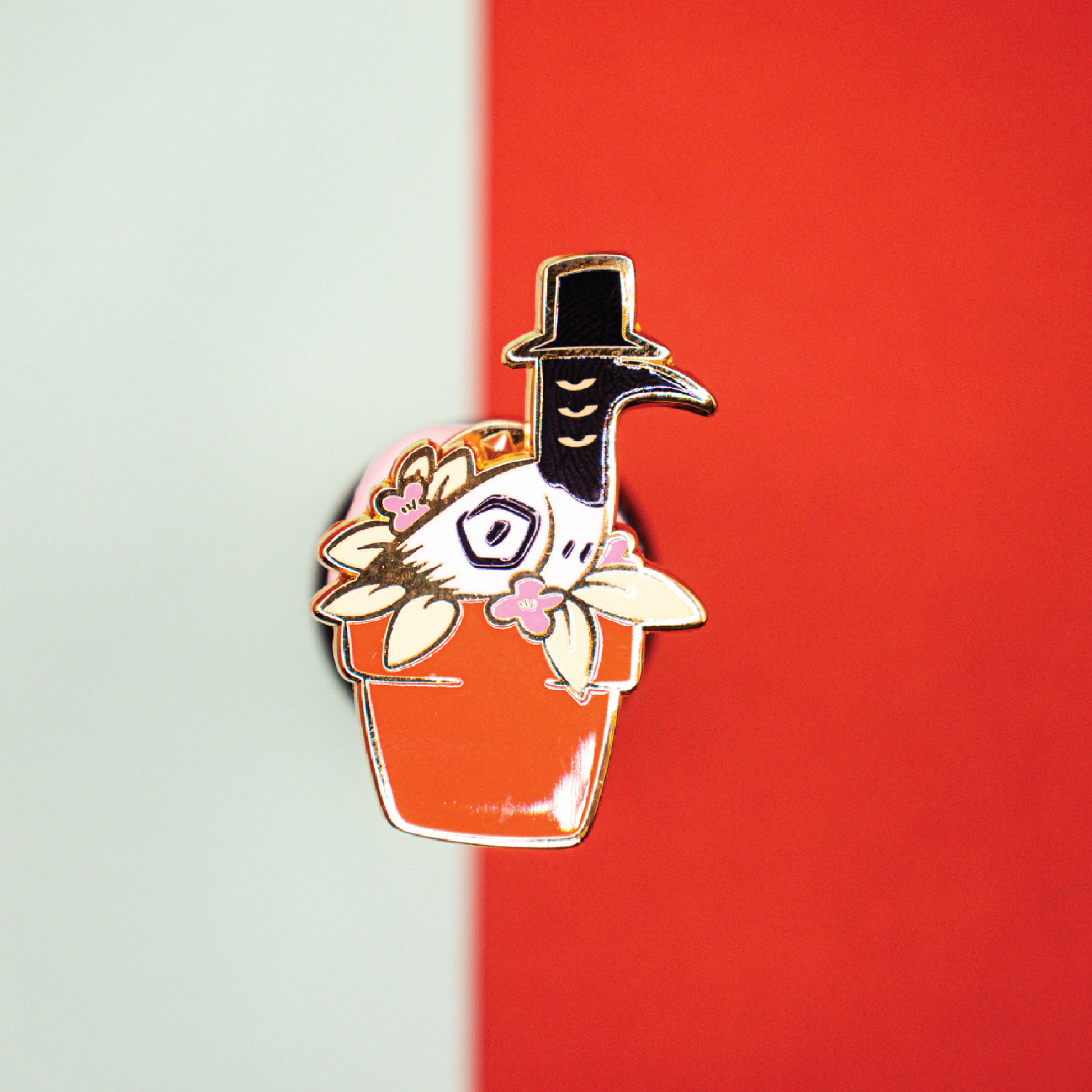 Sussie Enamel Pin