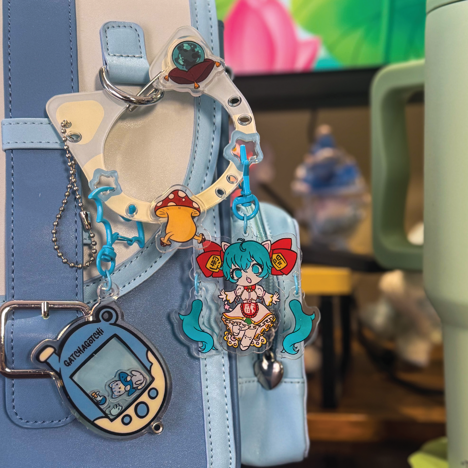 Kitty Carabiner